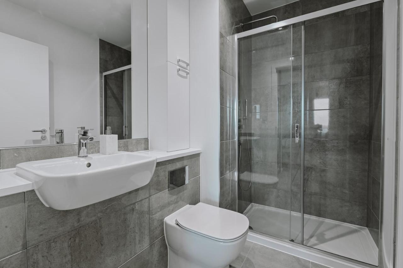Khayat Homes - The Owelor - Two Bed Λονδίνο Εξωτερικό φωτογραφία