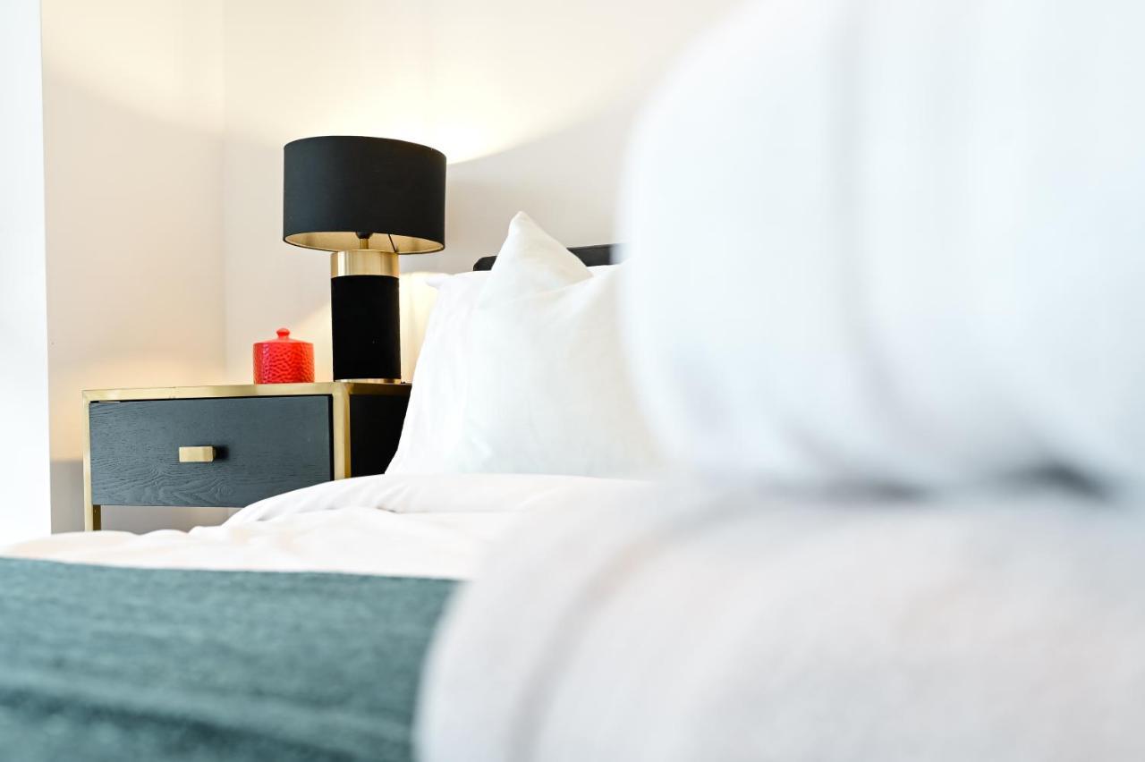 Khayat Homes - The Owelor - Two Bed Λονδίνο Εξωτερικό φωτογραφία